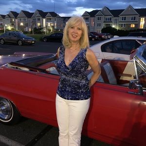 Meet your Posher, Denise